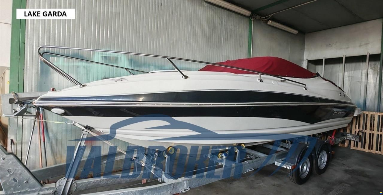 Larson Boats 216 Senza