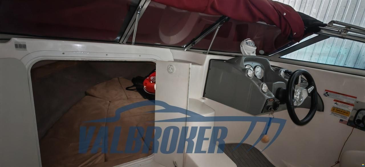 Larson Boats 216 Senza