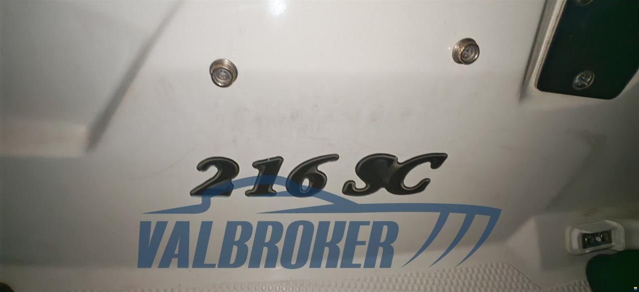 Larson Boats 216 Senza