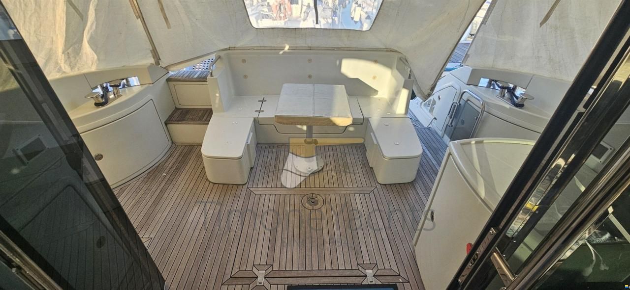 Azimut 43S
