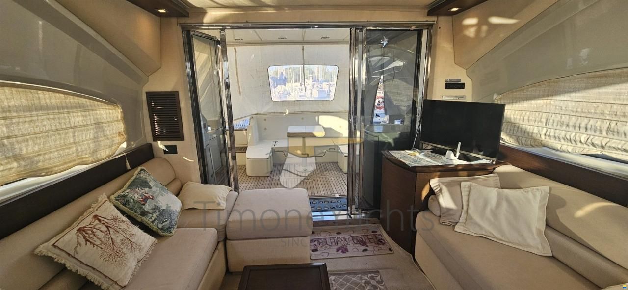 Azimut 43S