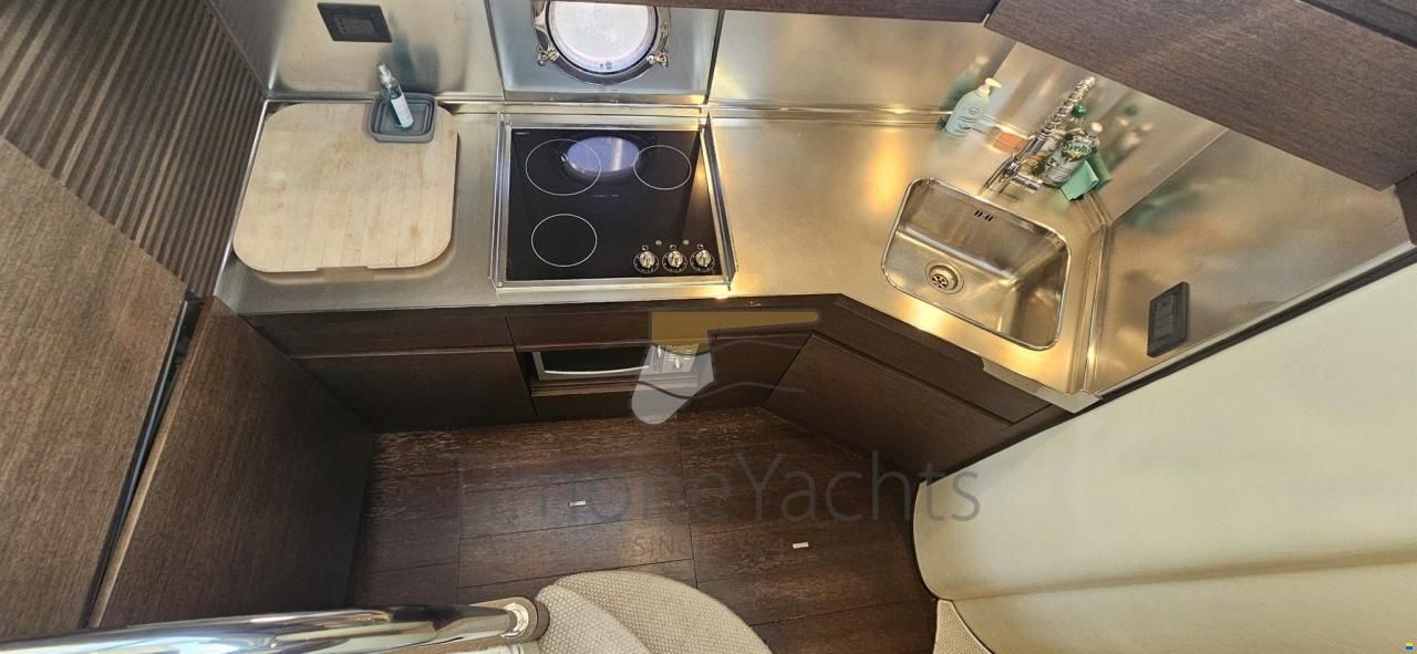 Azimut 43S