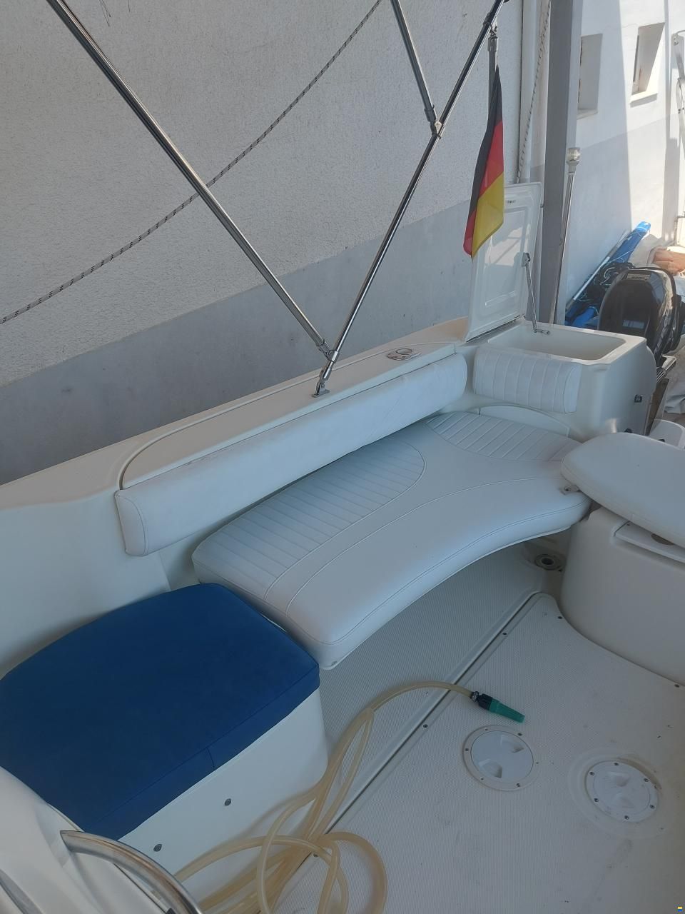 Karnic Bluewater 2250