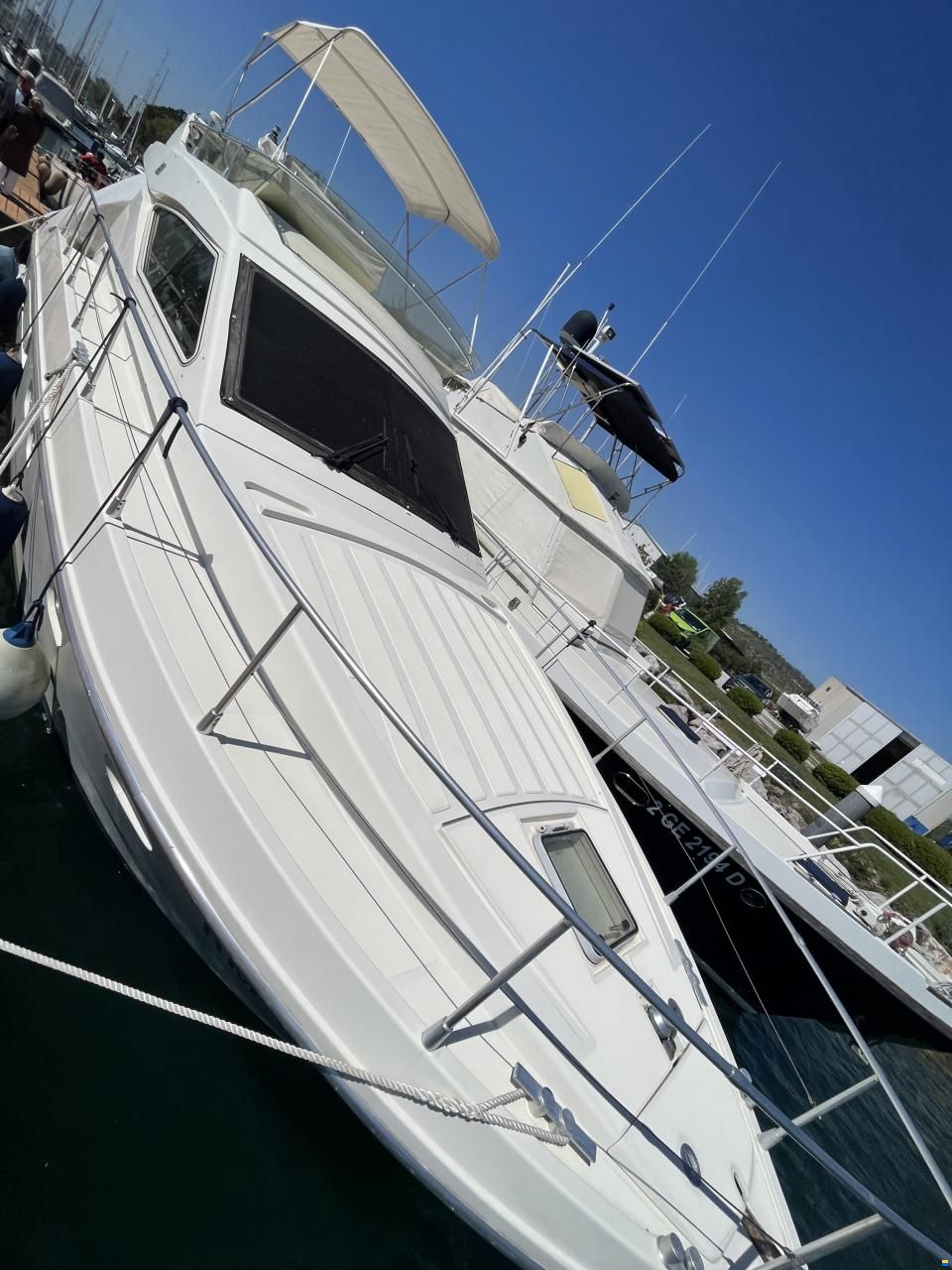 Ferretti 43