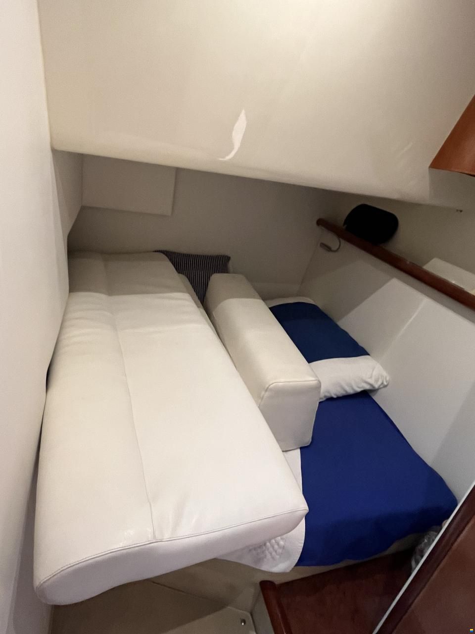 Ferretti 43