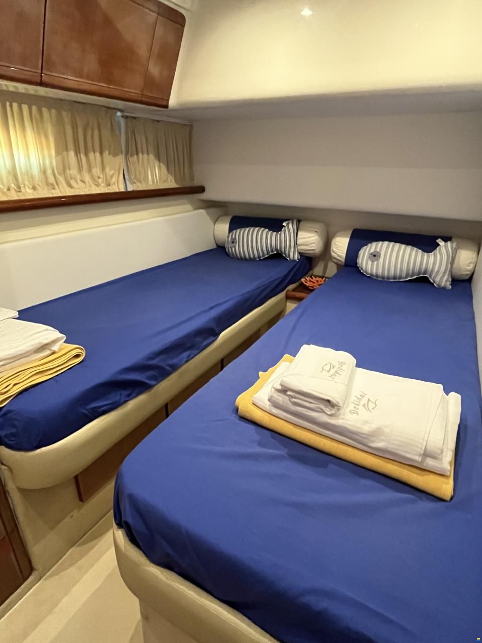 Ferretti 43