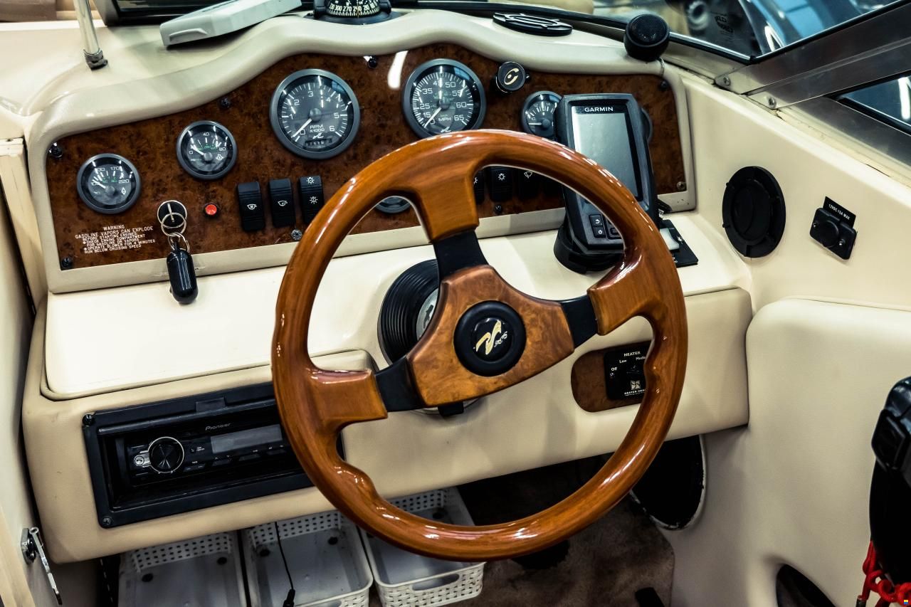 Sea Ray 200 Signature