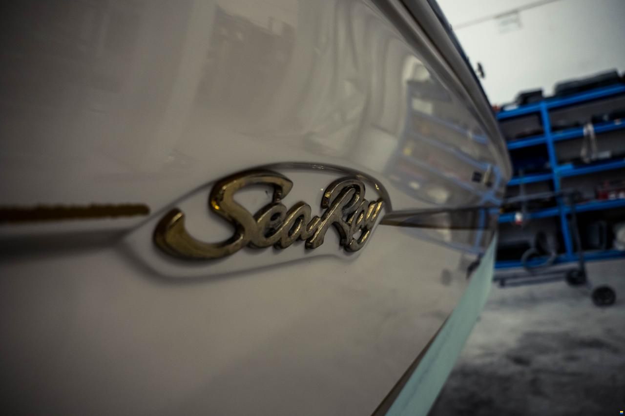 Sea Ray 200 Signature