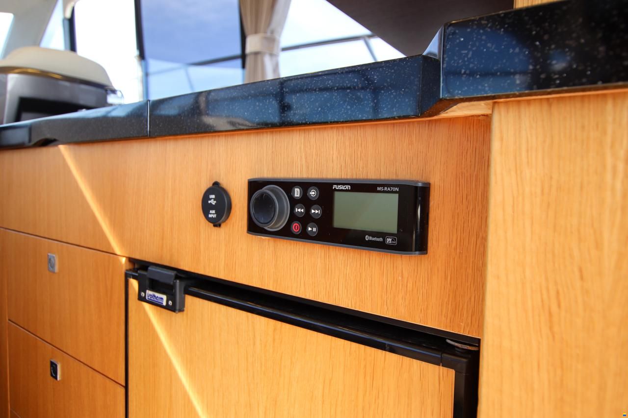 Galeon 360 Fly