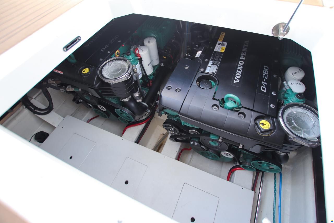 Galeon 360 Fly