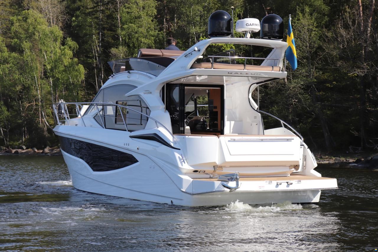 Galeon 360 Fly
