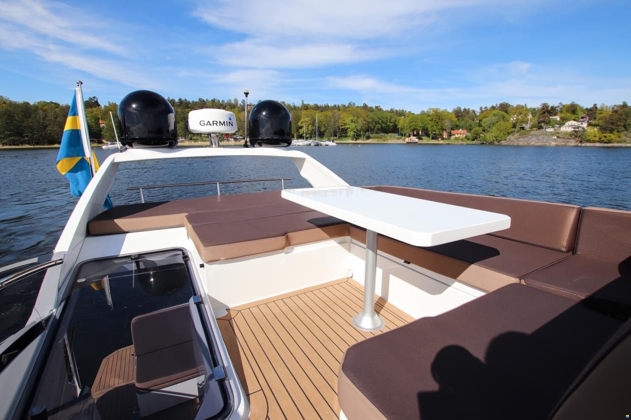 Galeon 360 Fly