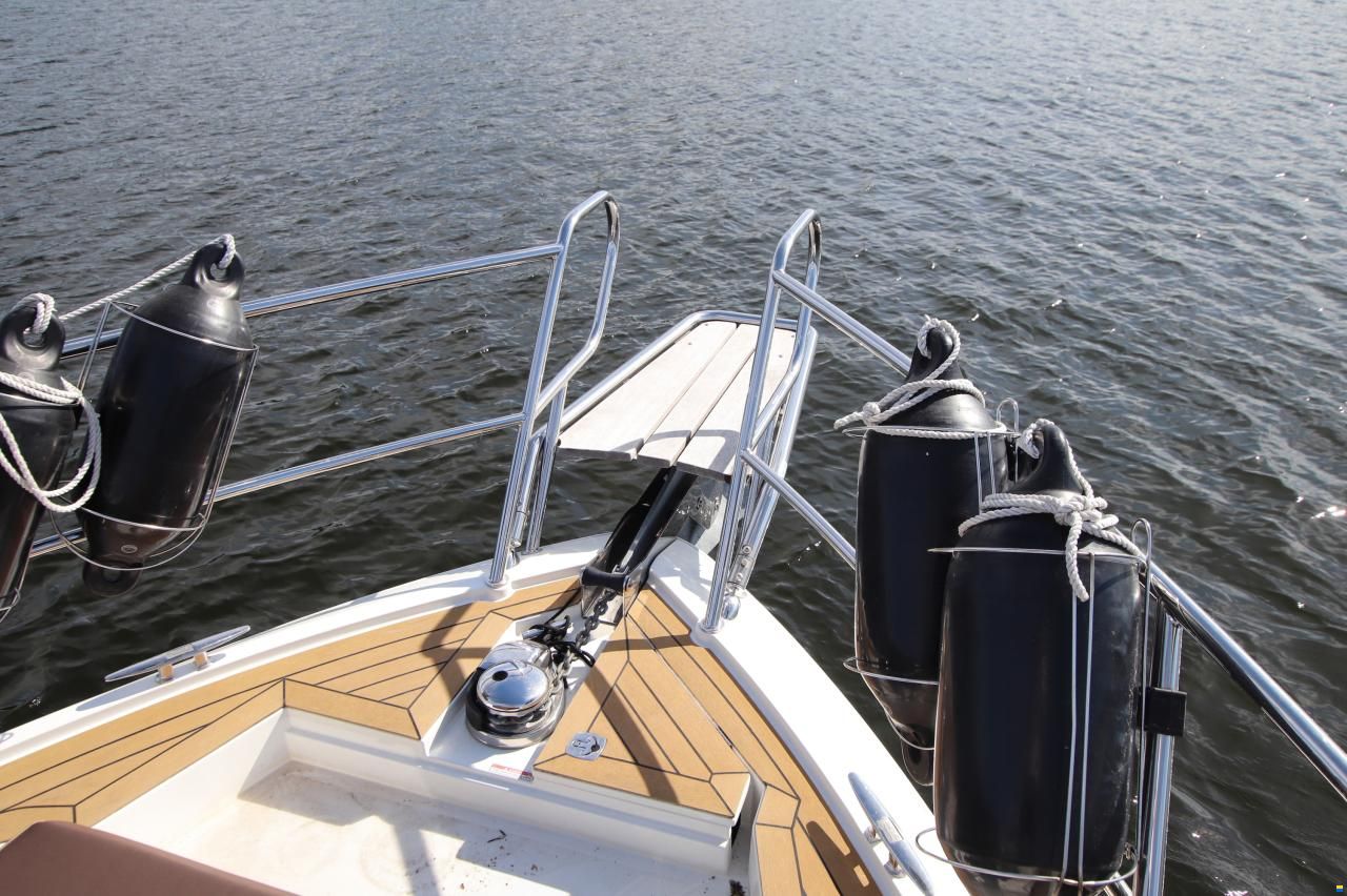 Galeon 360 Fly