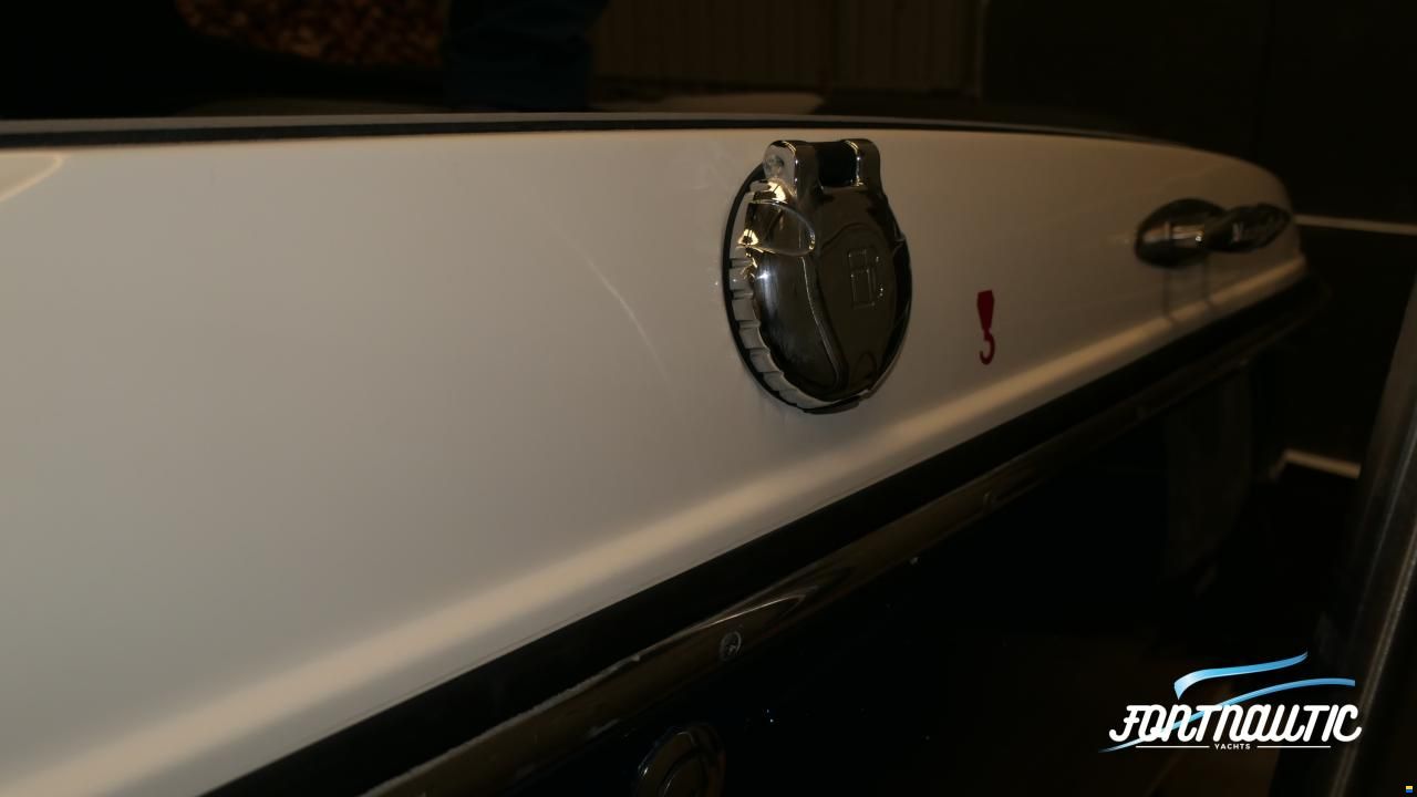 MasterCraft X2