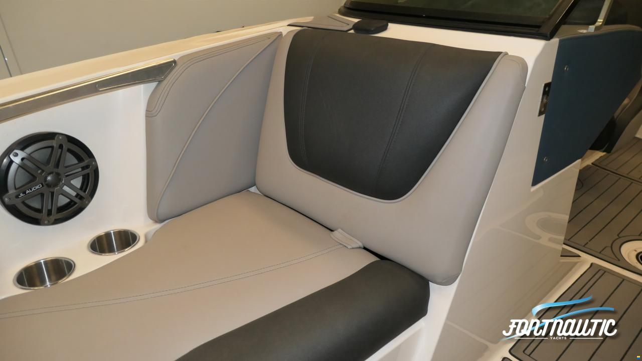 MasterCraft X2