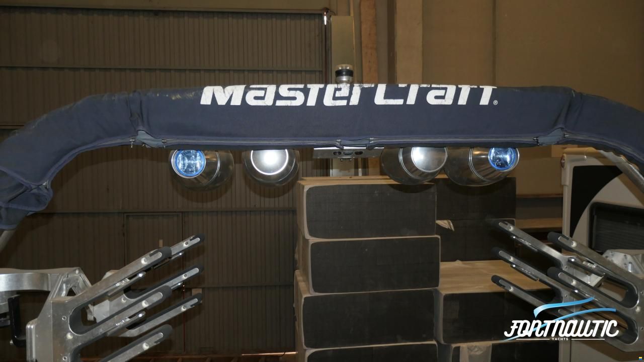 MasterCraft X2