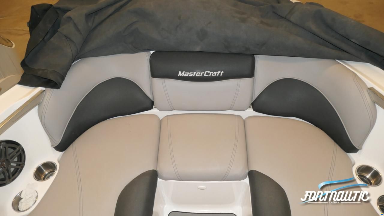 MasterCraft X2