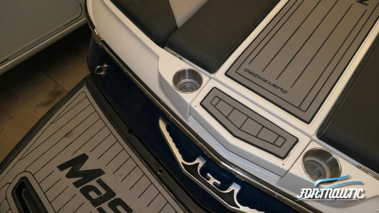 MasterCraft X2