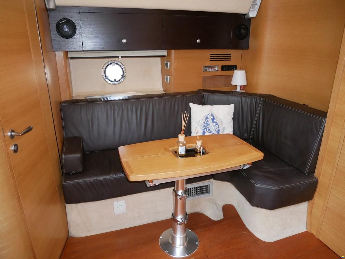 Cranchi Mediterranee 43