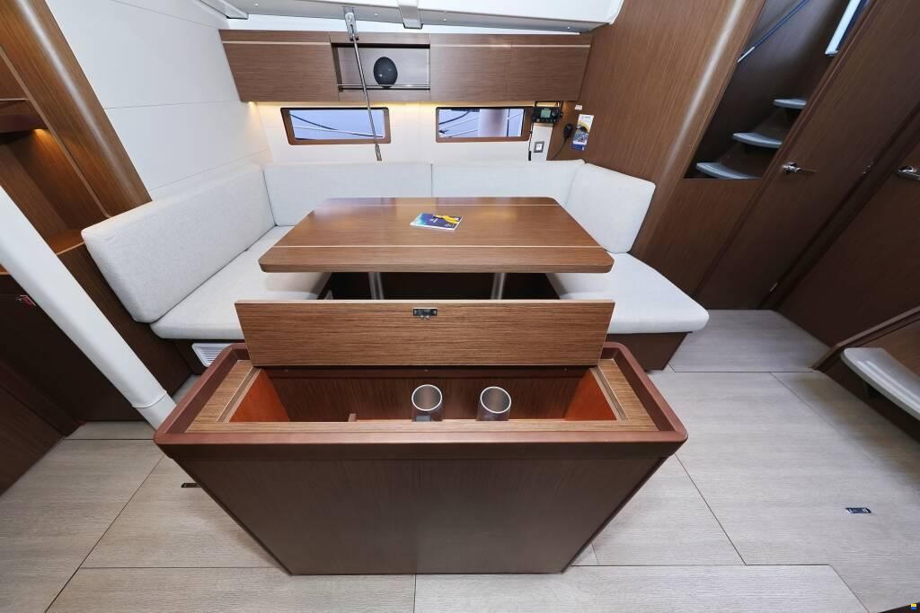 Beneteau Oceanis 46.1