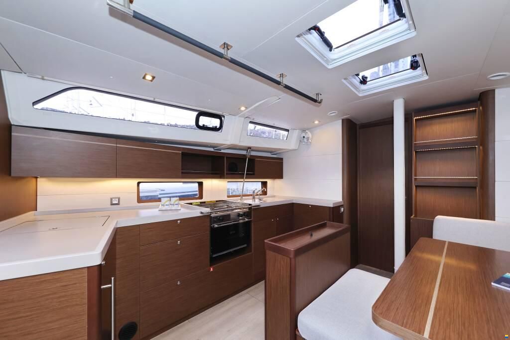 Beneteau Oceanis 46.1