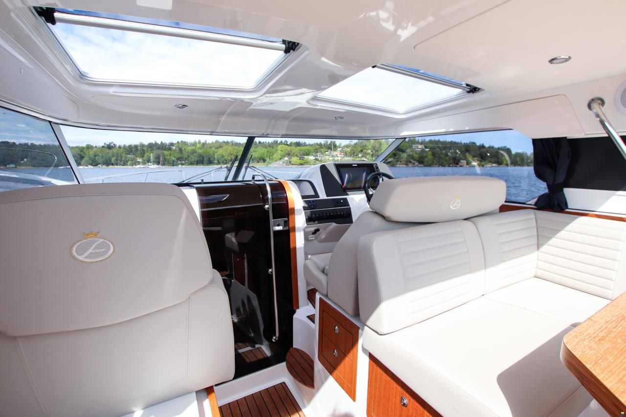 Aquador 28 HT