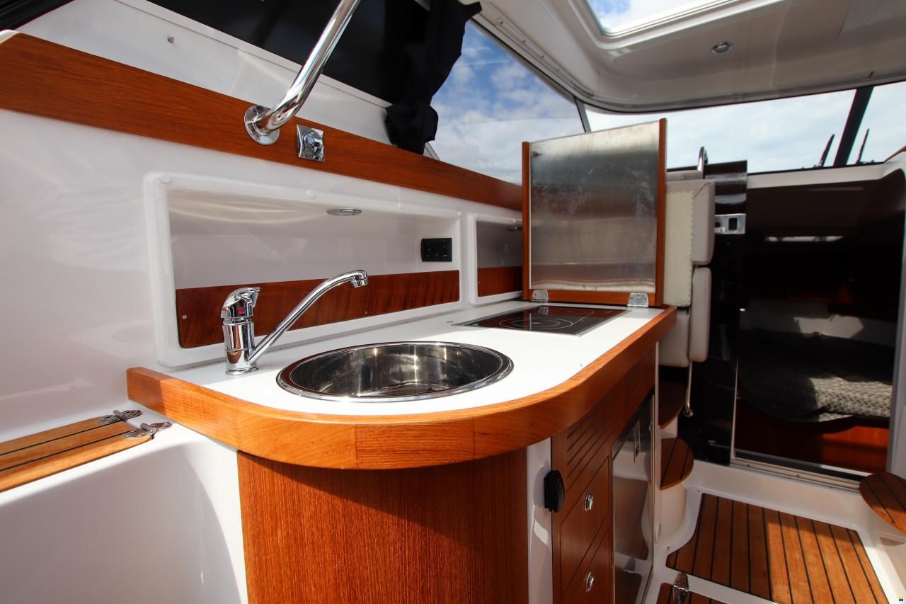 Aquador 28 HT