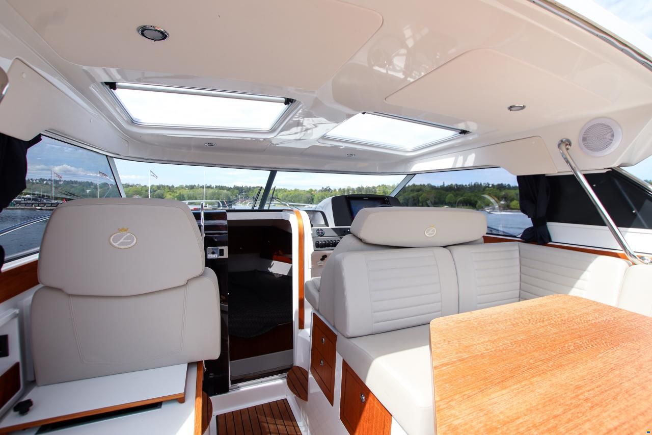 Aquador 28 HT