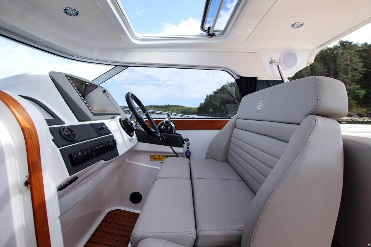 Aquador 28 HT