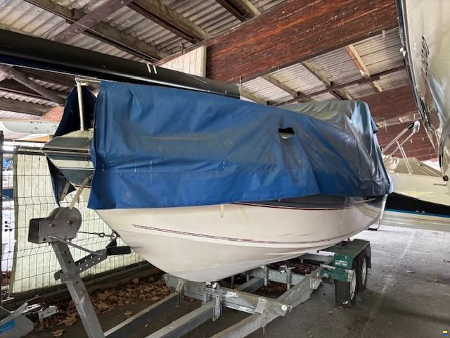 Thompson Carrera 220