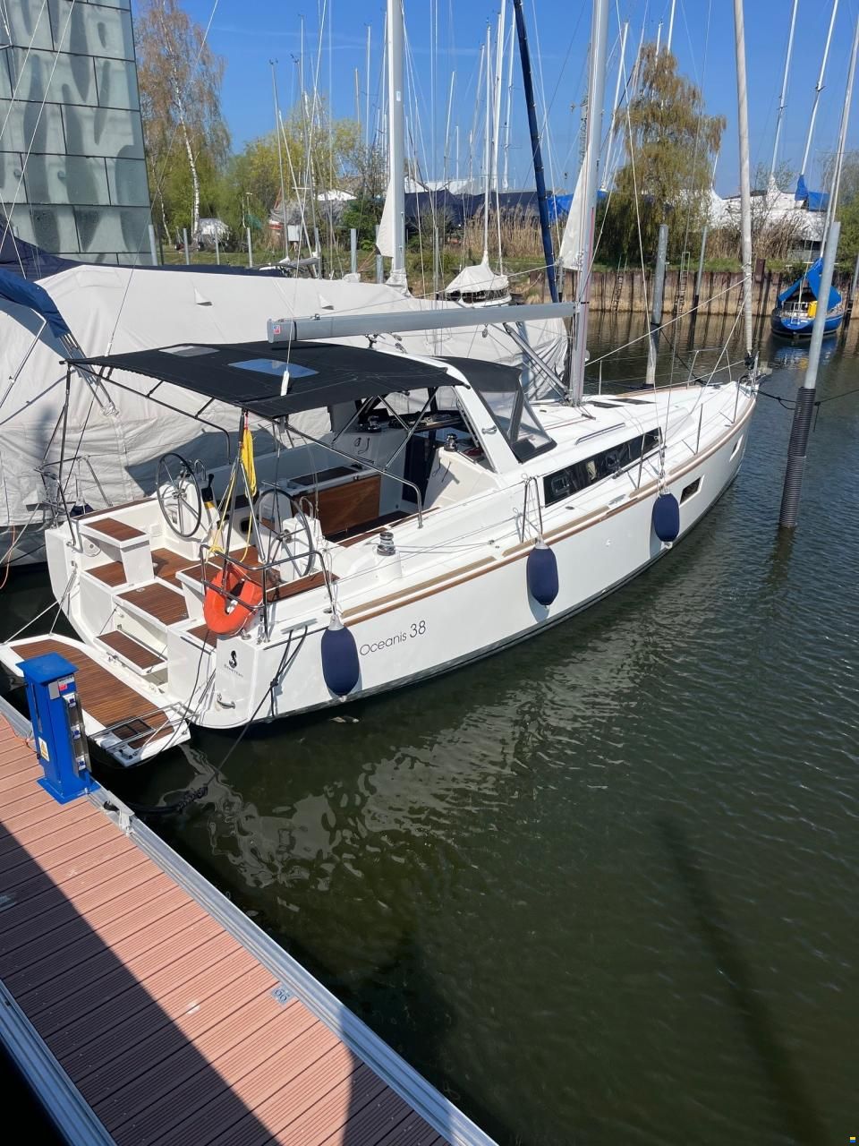 Beneteau Oceanies 38