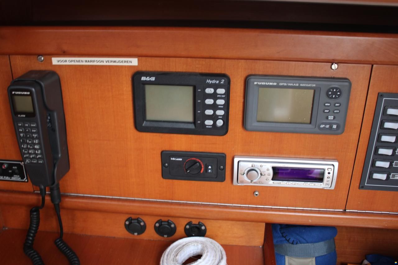 J Boats J109