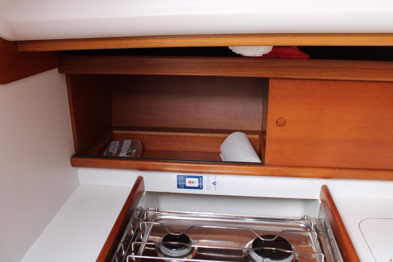 J Boats J109