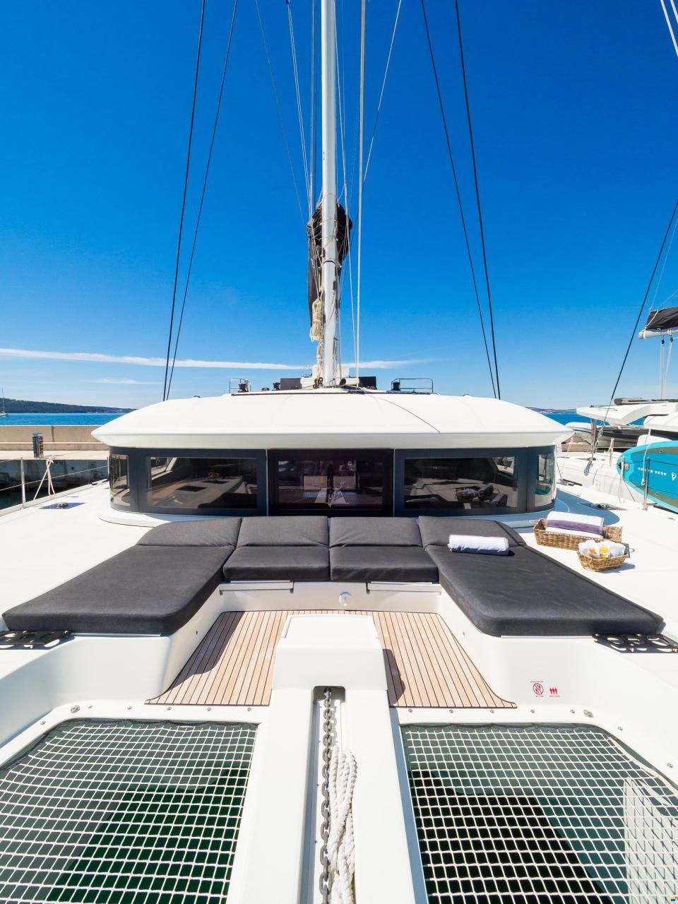 Lagoon 50