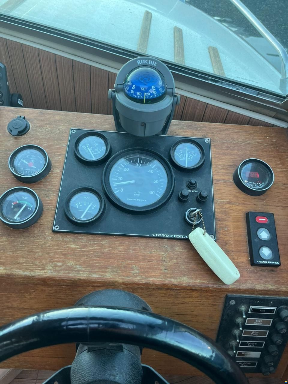 Schweizer Saphir 650