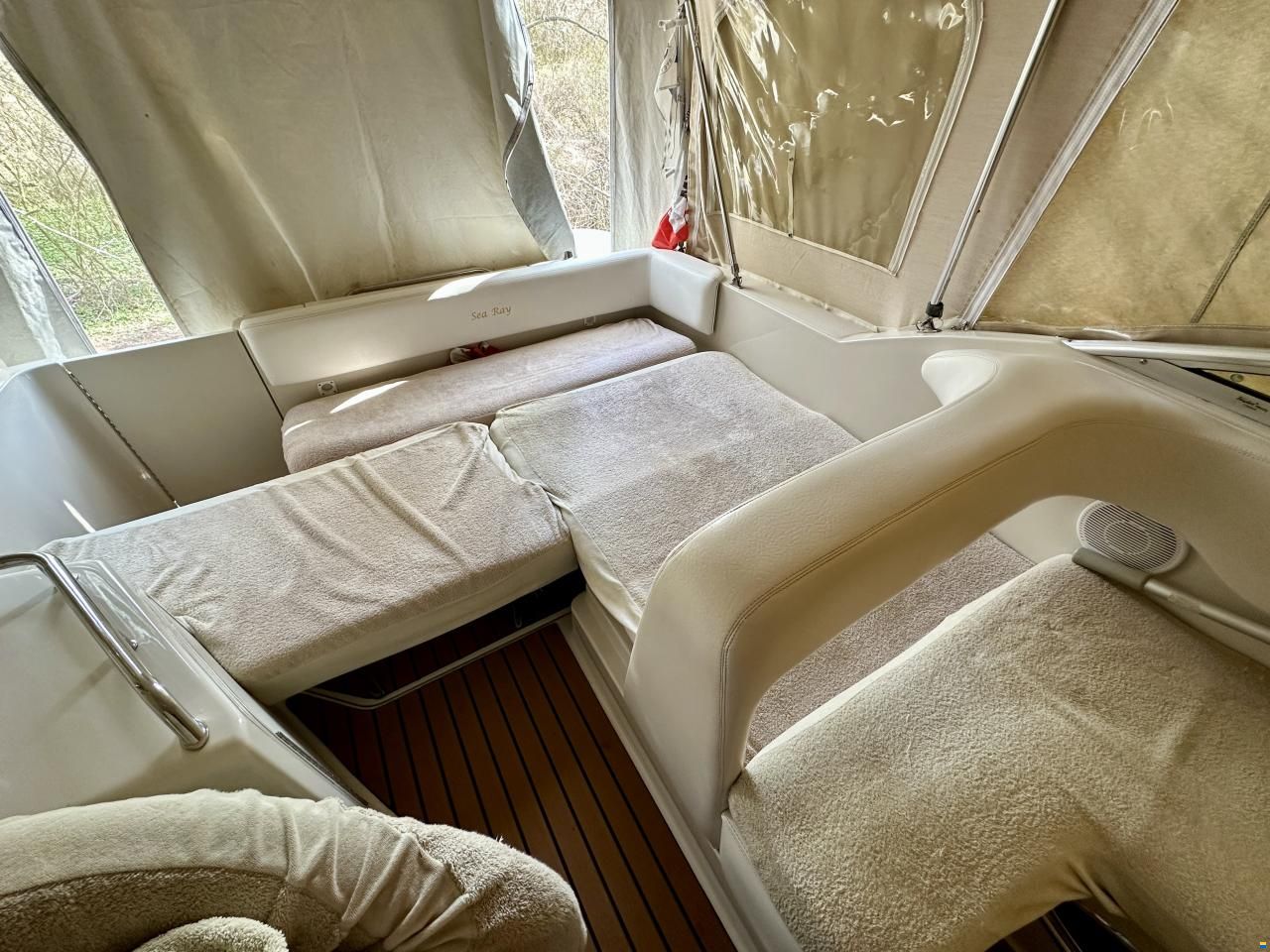 Sea Ray 240 Sundancer