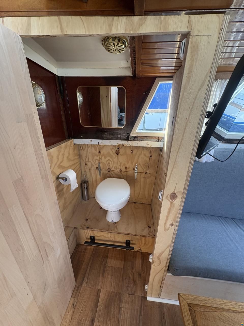 Stalen kruiser zelf bouw