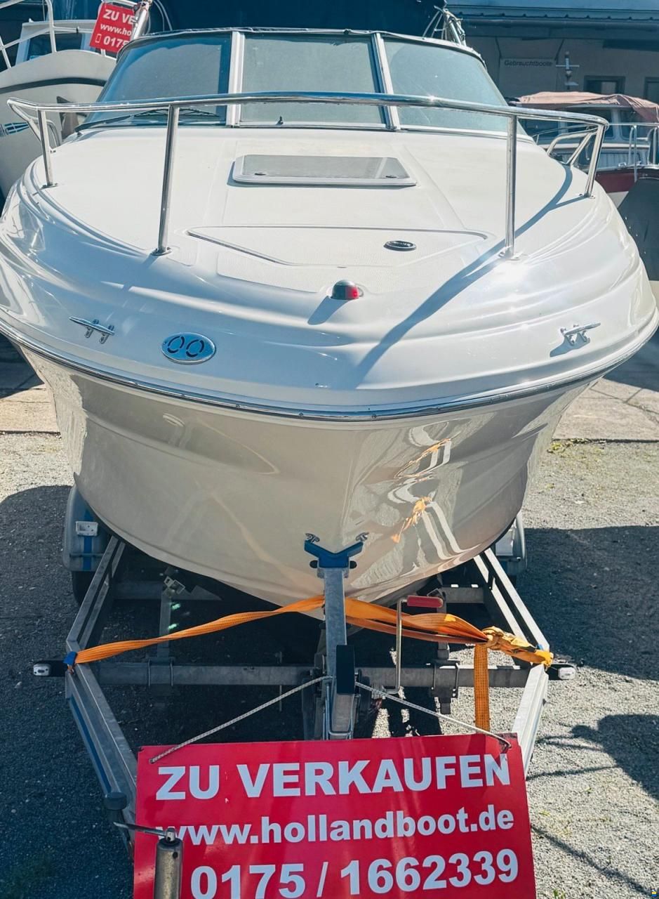 Sea Ray 240 DA