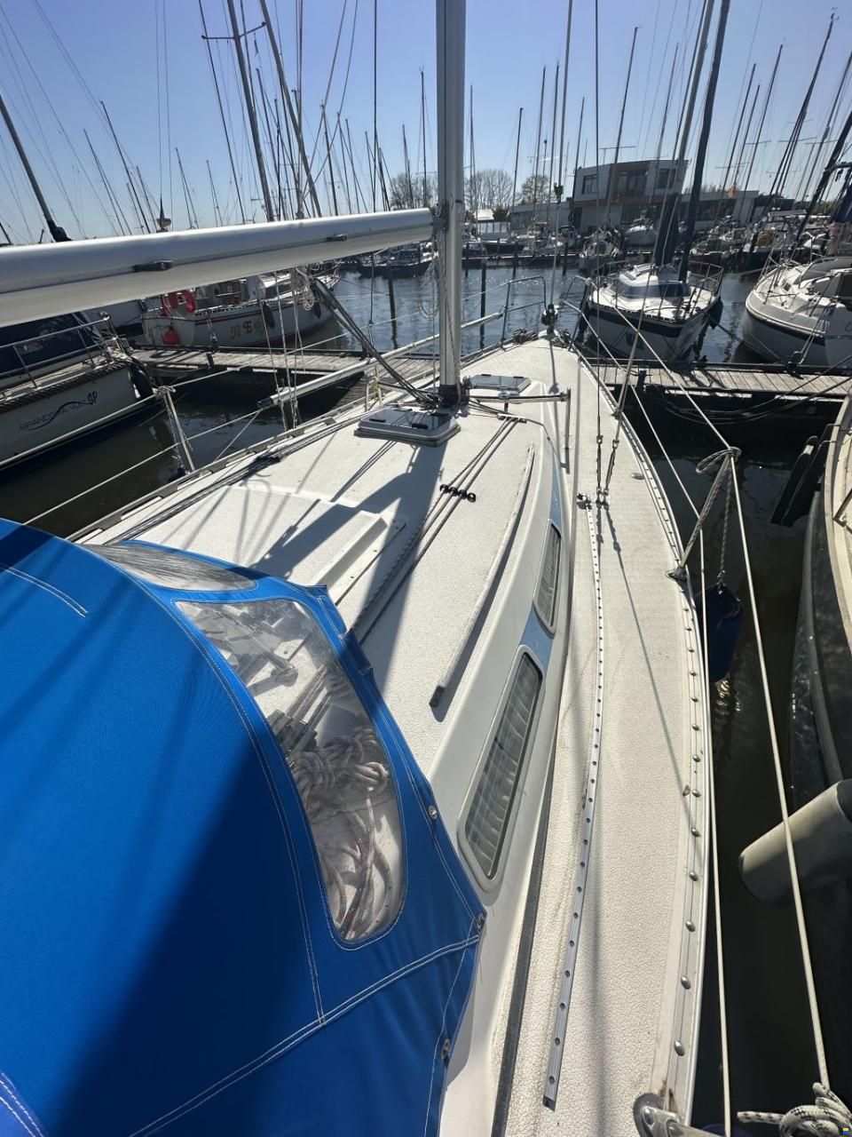 Arcona 32
