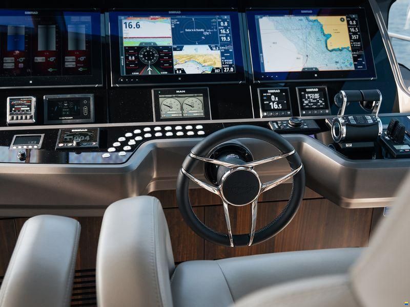 Sunseeker 76 Yacht