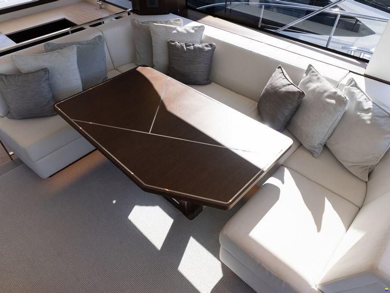 Sunseeker Manhattan 55