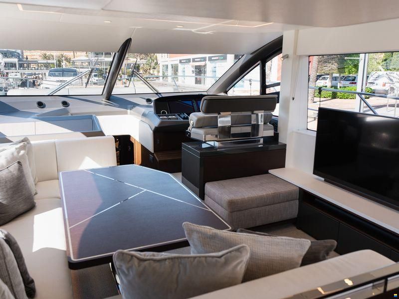 Sunseeker Manhattan 55
