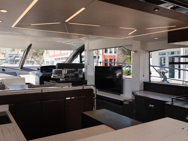 Sunseeker Manhattan 55