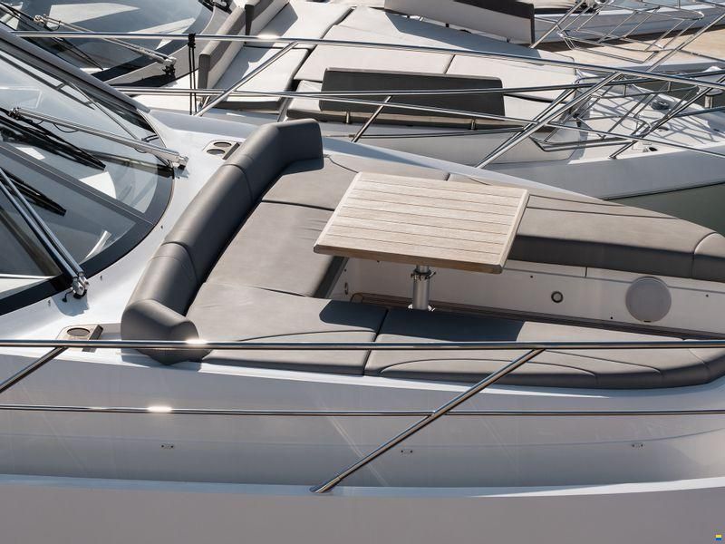 Sunseeker Manhattan 55