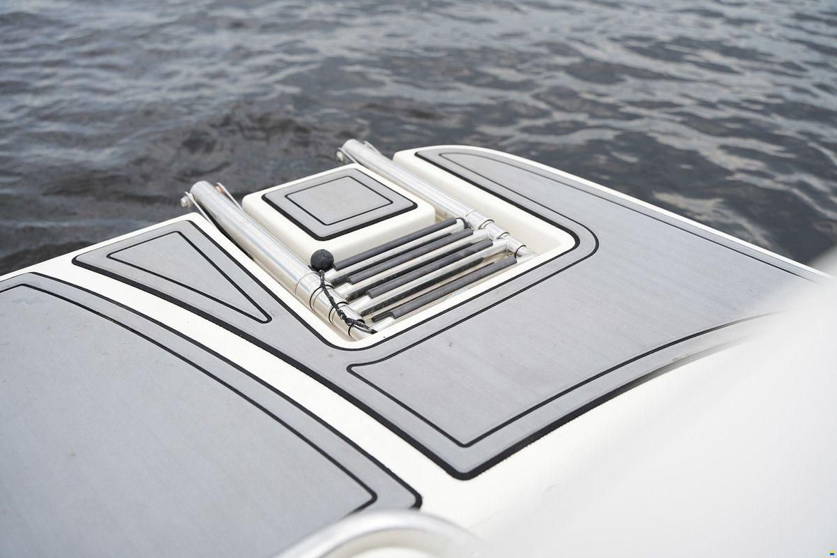 Sea Ray 19 SPX
