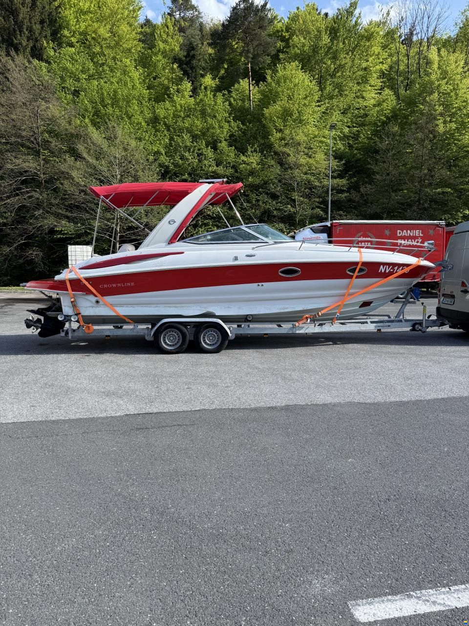 Crownline 275