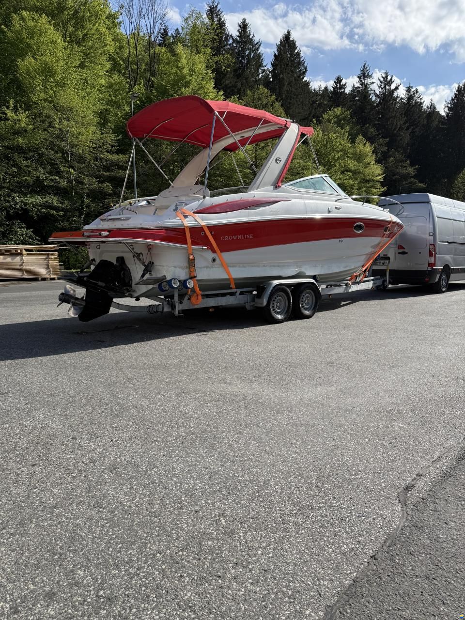 Crownline 275