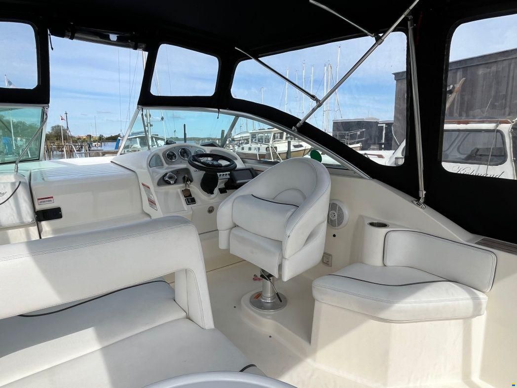 Sea-Ray 255 Sundanser ( Ligger i Roskild