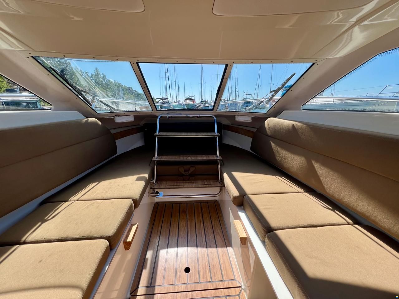 Flipper 670 ST