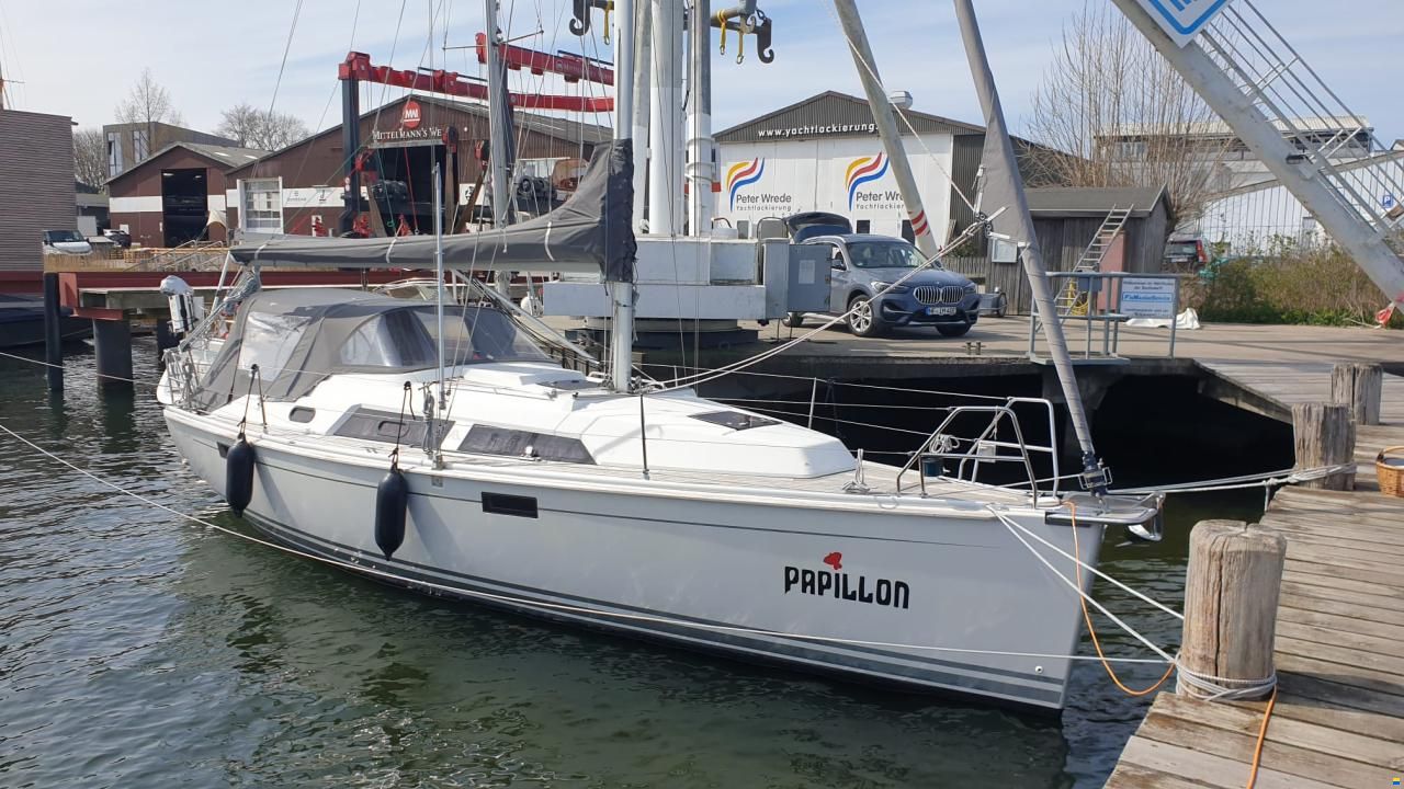 Hanse Yachts AG 320